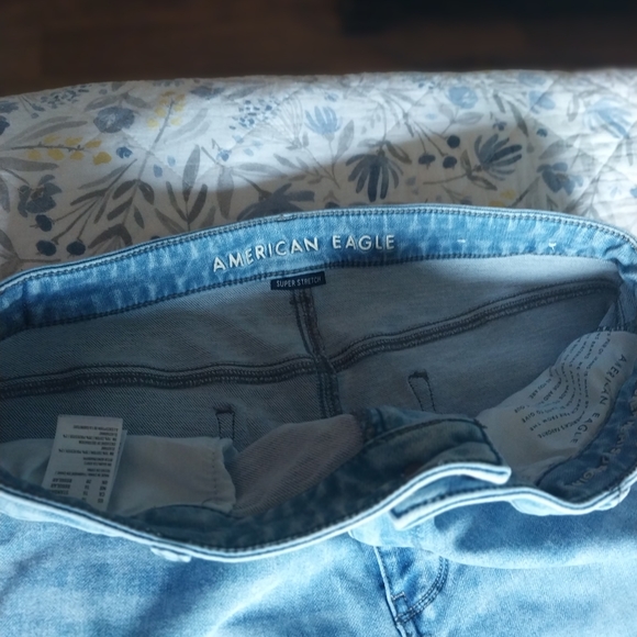 Ladies American Eagle jeans 16 reg - Picture 4 of 8